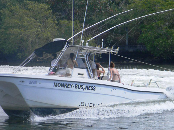 LEGACY – Full-Day Luxury Sport Fishing & Coastal Adventure